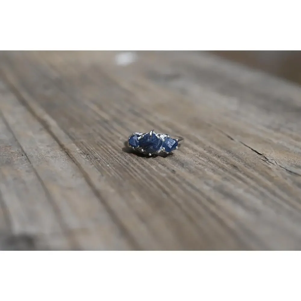Engagement ring Raw Burmese Sapphire Ring: Sterling Silver Band